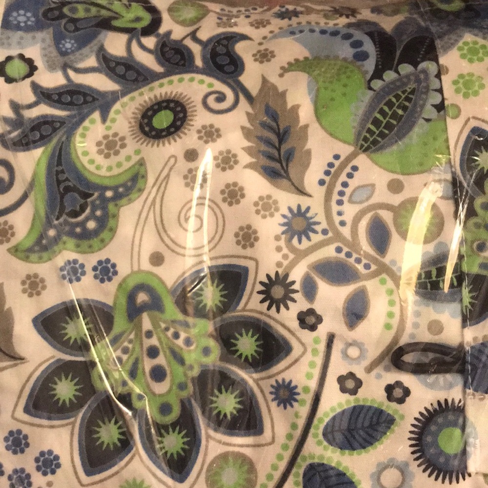 Scrub top - Picture 3 of 3